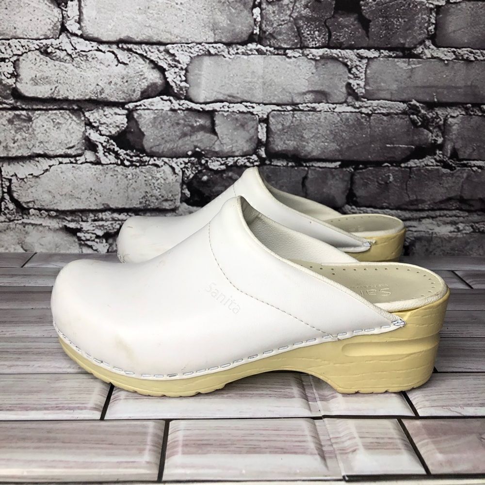 Sanita Original Danish Ivory White Leather Nurse Shoes Clogs Women’s Sz 35EU/5US